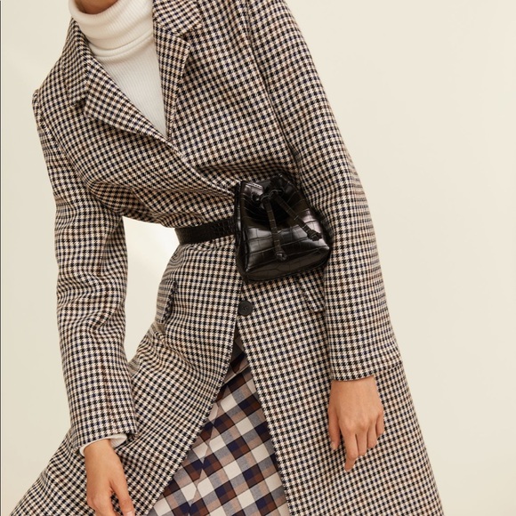 Mango Handbags - 💫NWOT💫 Mango Mini Belt Bag